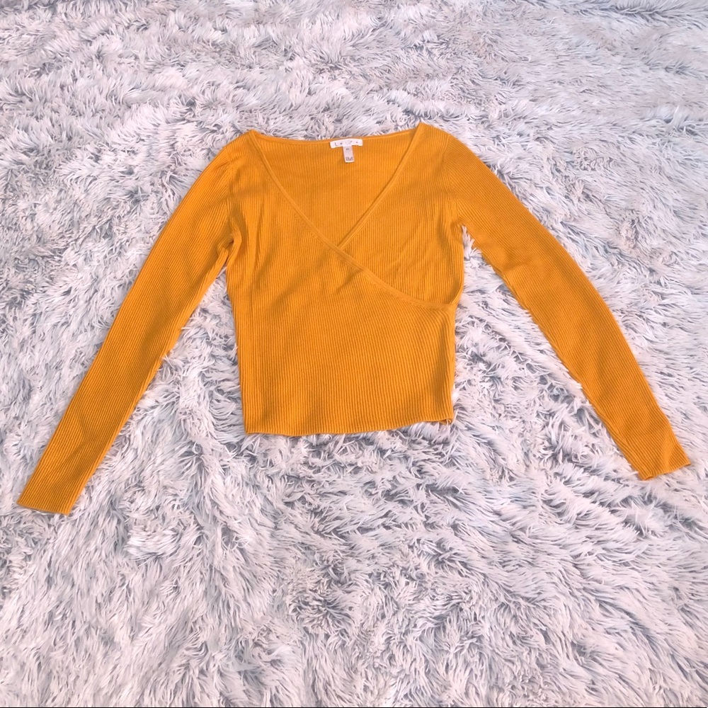 Leith wrap front v-neck Top